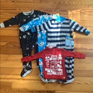 Fleece pajama Bundle 12M